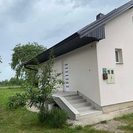 Arci Villa *